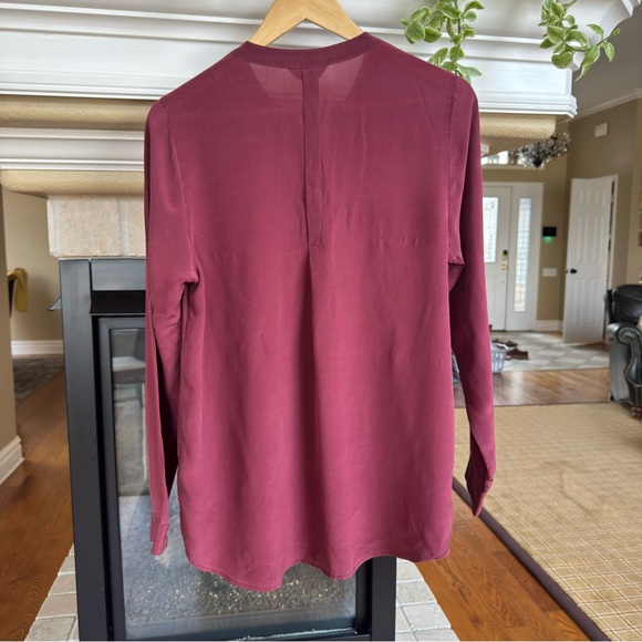 Lucky brand Maroon Silk Tunic Top Size Medium Business workwear - Picture 5 of 5